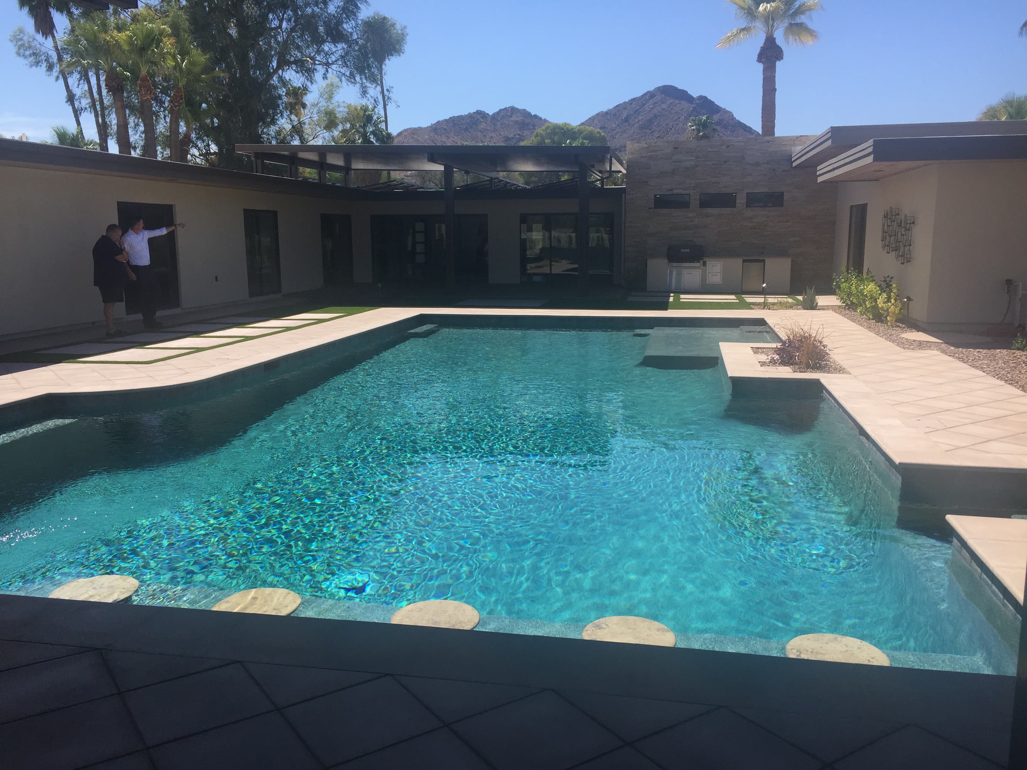 Private Pool & Outdoor Living — 6