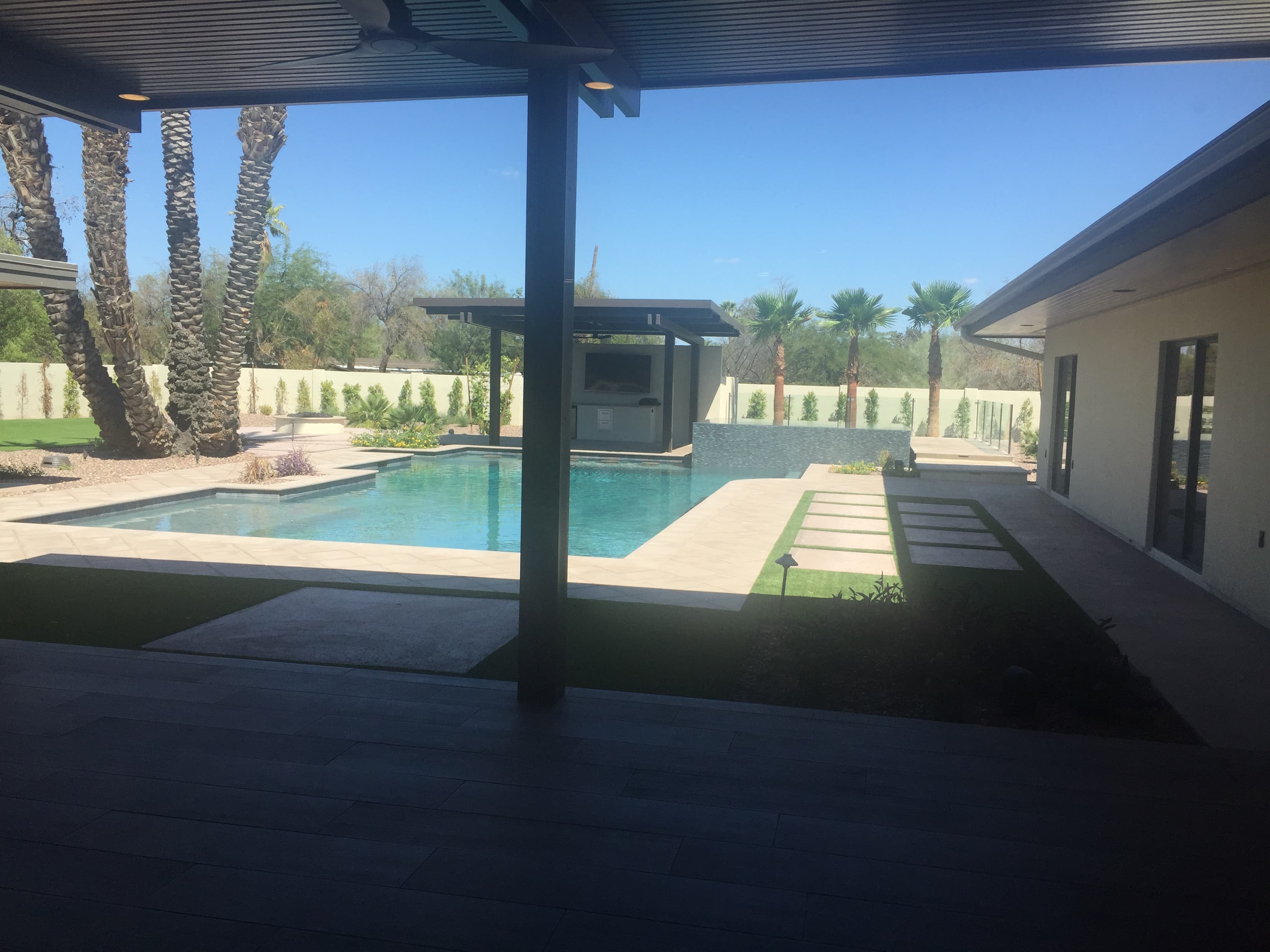 Private Pool & Outdoor Living — 11